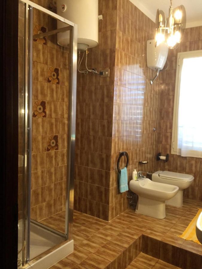 Appartamenti & Rooms Maria Villasimius Phòng bức ảnh